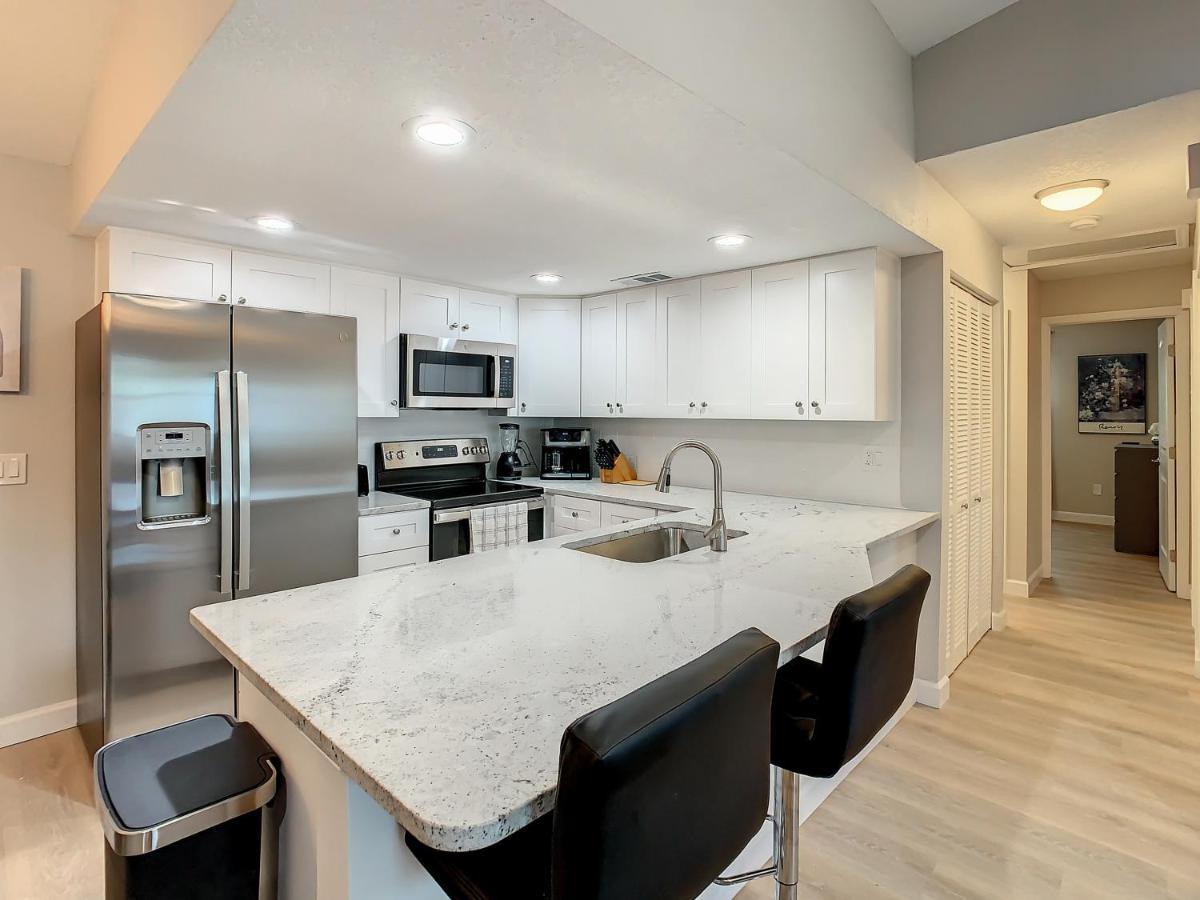 Crown Jewel Of Clearwater 10-15 Min To Beach 5 Min To St Pete Airport Villa Exteriör bild